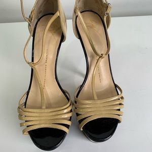 Giuseppe Zanotti patent platform T strap size 38
